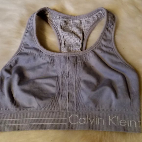 Calvin Klein Performance Reversible Sports Bra - Picture 1 of 9